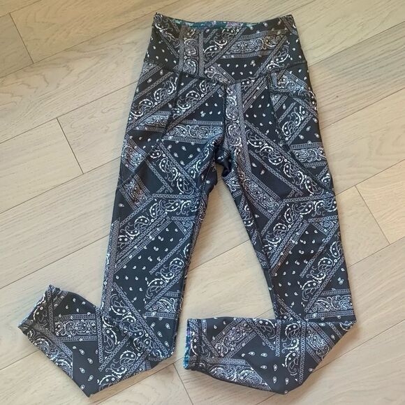 Ellie Marika Festival Feels Reversible Leggings S - Picture 4 of 9
